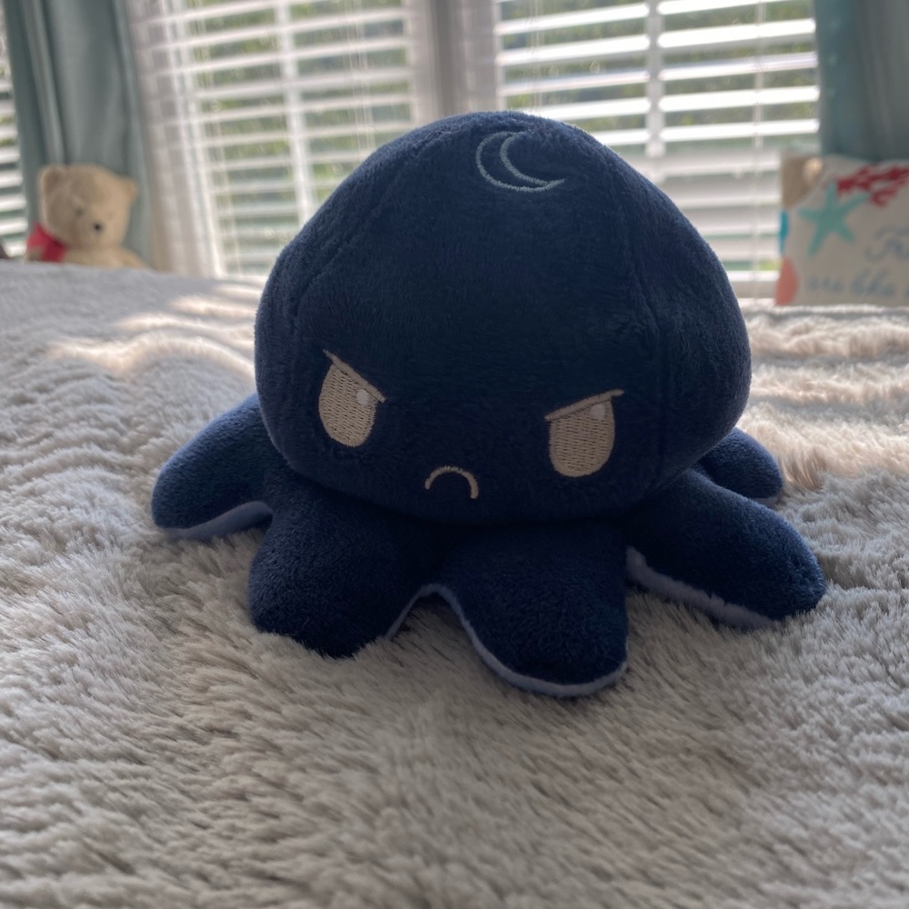Reversible Octopus - Picture 3 of 9